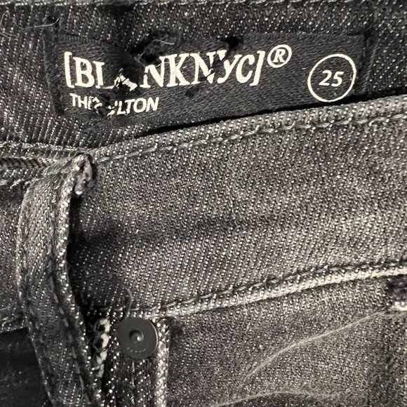 NWOT BLANKNYC Dress Down Party Washed Black Cutoff Denim Shorts in Sneak Preview - Picture 7 of 10